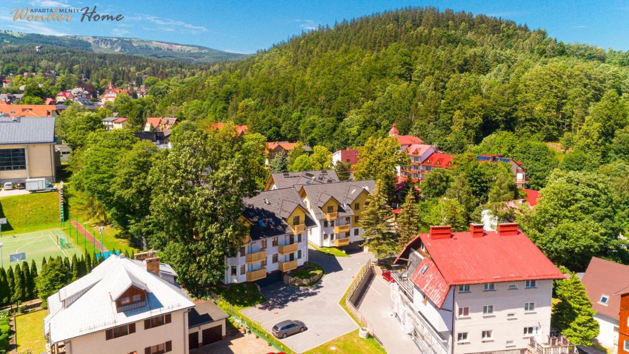 Wonder Home - Apartamenty Polozone Blisko Deptaka, Licznych Restauracji I Sklepow Karpacz Exterior foto